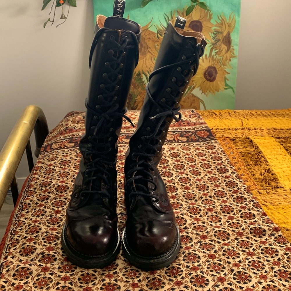 John Fluevog Zachary Derby swirl